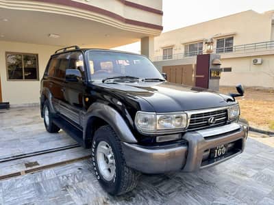 Lexus Land Cruiser 4500cc | Neat & Clean | Family Used