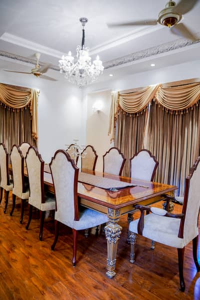 2 KANAL FULLY FURNISHED LAVISH HOUSE AVAILABLE FOR RENT IN DHA PHASE 8 EX PARKVIEW.