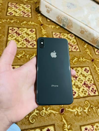 iphone Xs Max black color 256GB