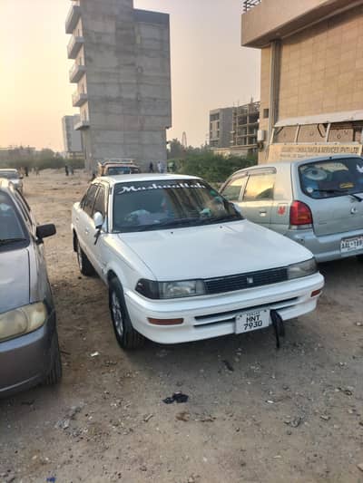 Toyota corolla 88 Automatic transmision mehroon interior