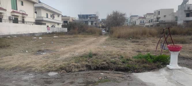 1 kanal solid plot for sale