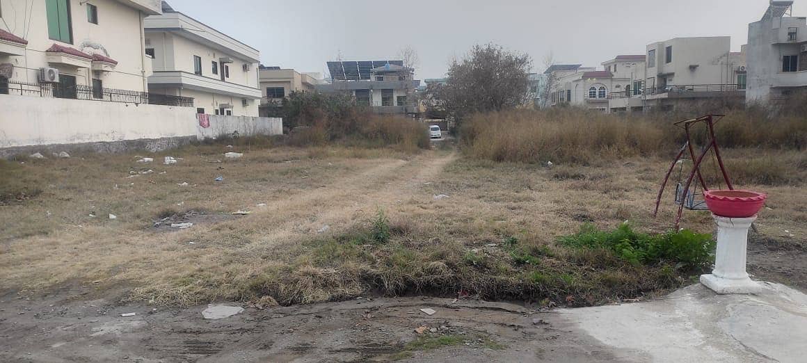 1 kanal solid plot for sale 0