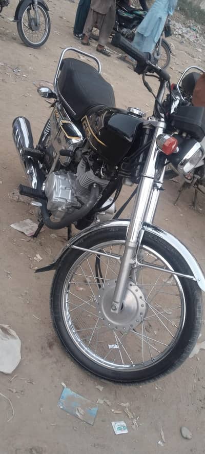 Honda 125 2022 spicel edition