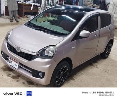 best car to buy ineer outer very beautiful