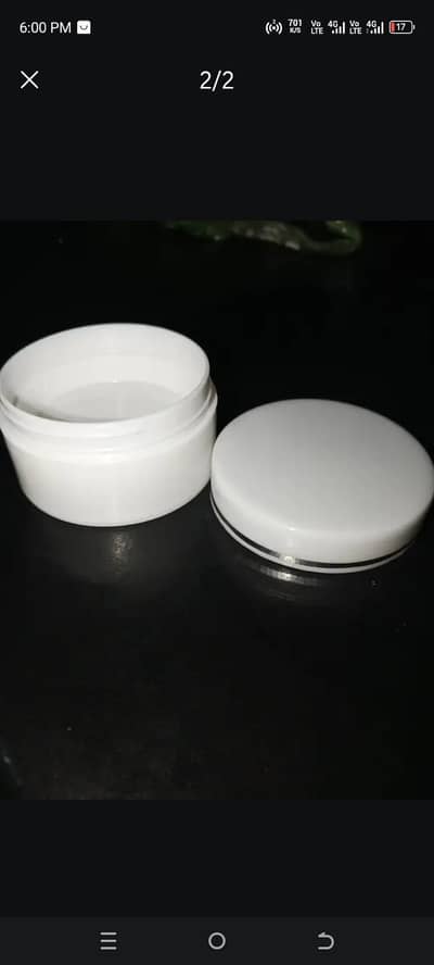 Empty Cosmetic Cream Jars & Reusable Plastic Containers.