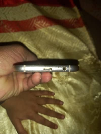 Samsung galaxy A7 2017 in good condition