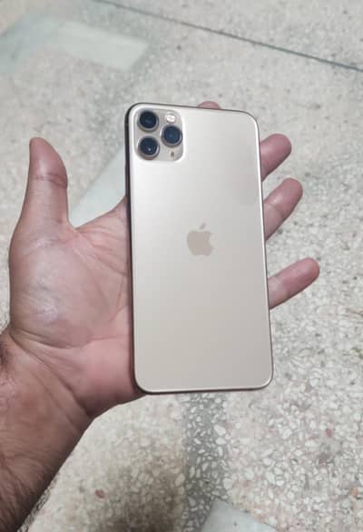 iphone 11pro max 256gb PTA aproved just display chang genuine only set