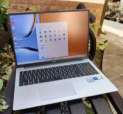 Huawei MateBook D16 (2024) - 12th Gen i5 | 8GB | 512GB