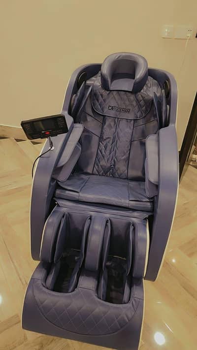 urgent sale massger chair 03217172083