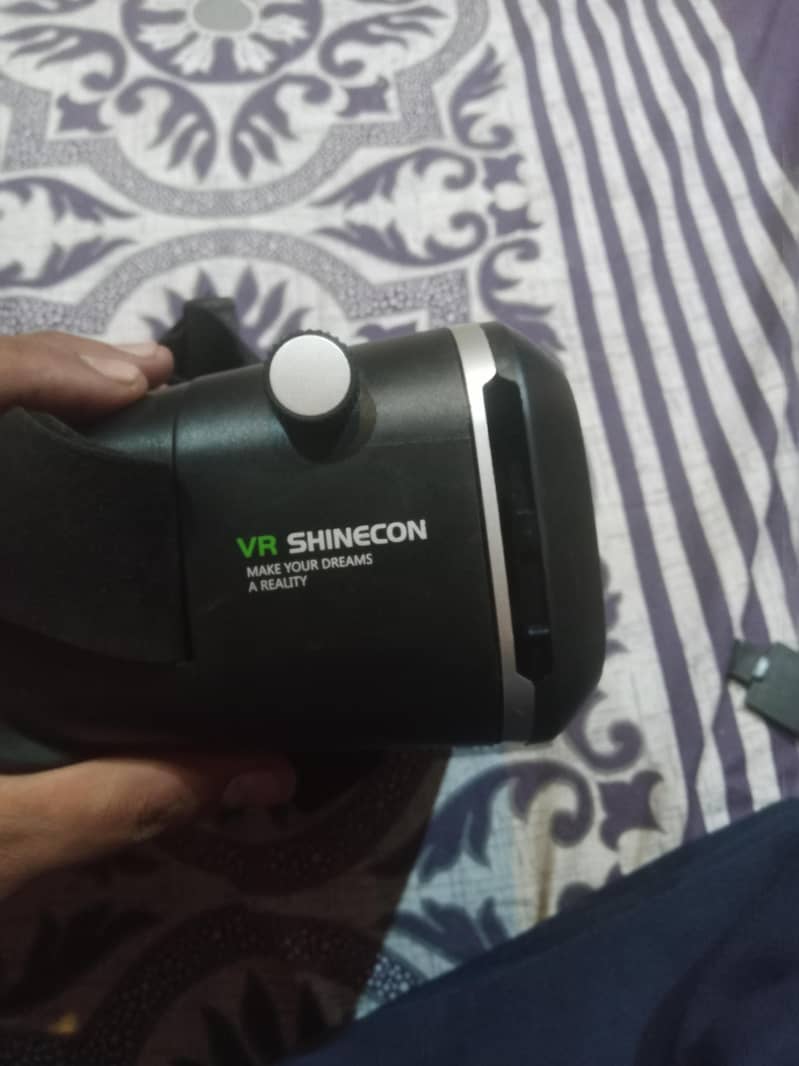 vr box shineecon with controller 0