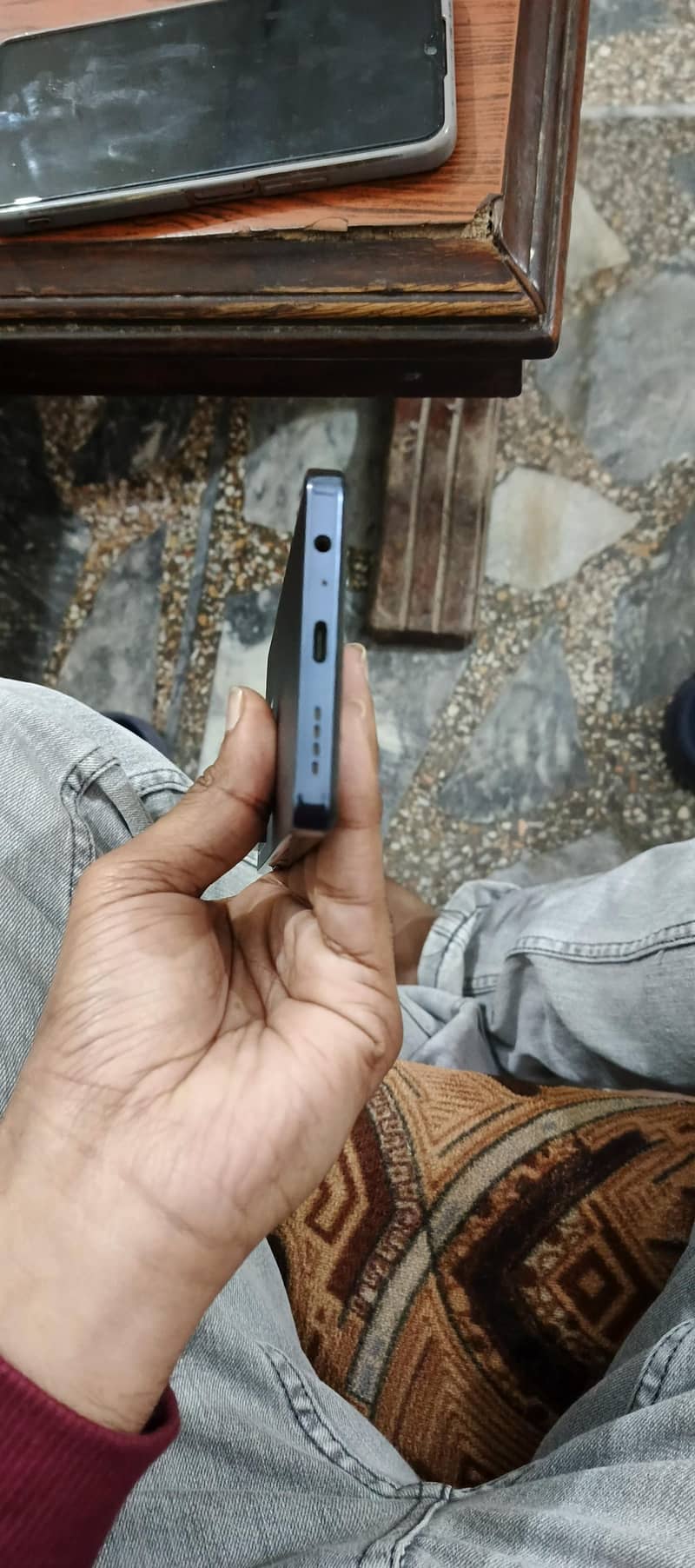 infinix note 30 pro 10/10 condition with all accessories with box 5