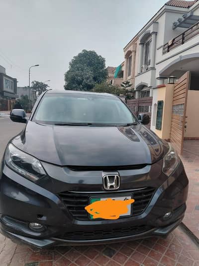 Good Condition Honda Vezel x Package First owner used car