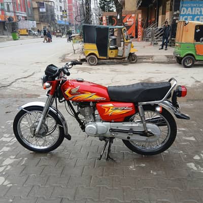 Honda CG-125 20/21 Model. Excellent Condition