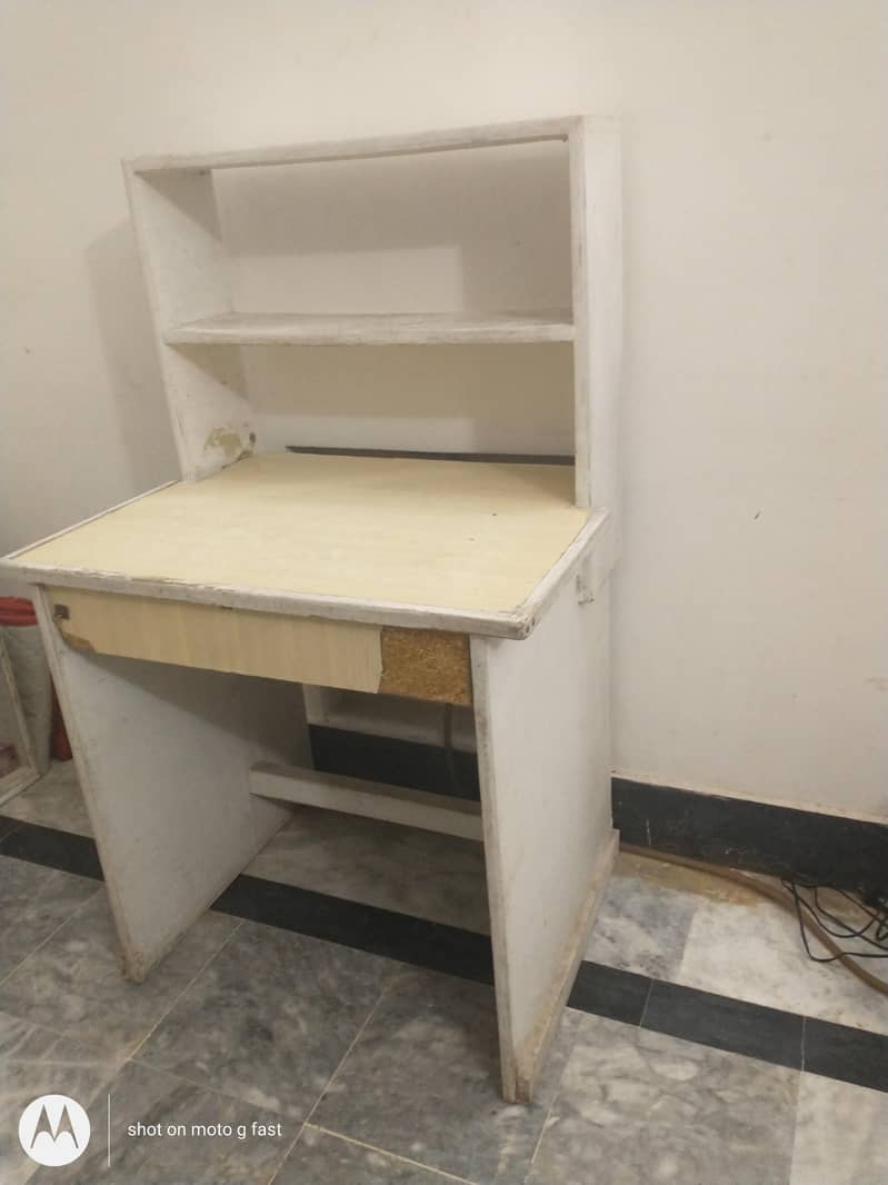 study table with book rack 1