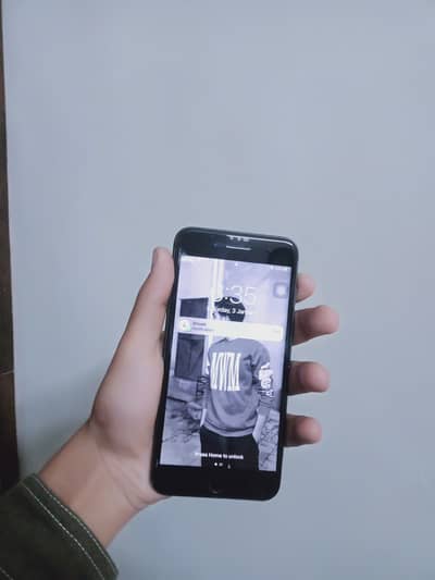 iPhone 7plus 256gb exchange possible. .