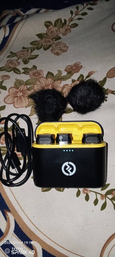 hollyland Lark. C1. microphone use