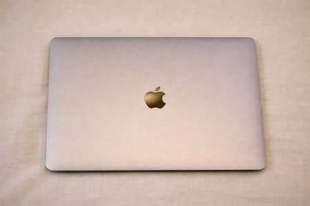 MacBook Pro (13.3-inches, M1, 2020), 8GB, 256GB