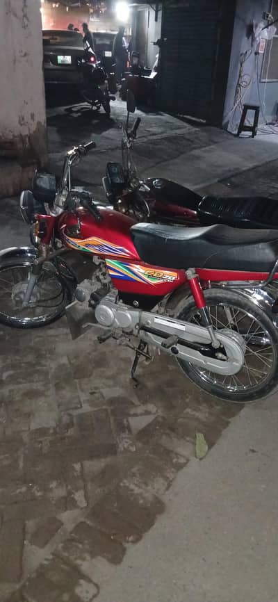 like a new bike only 9000 km used