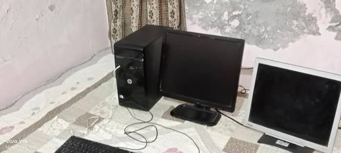 Only PC hai sale ky liye LCD ni