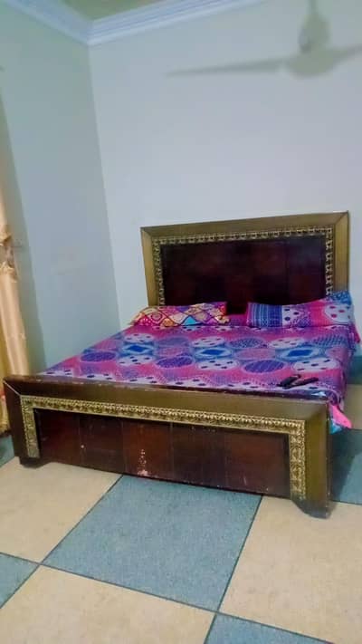 king bed