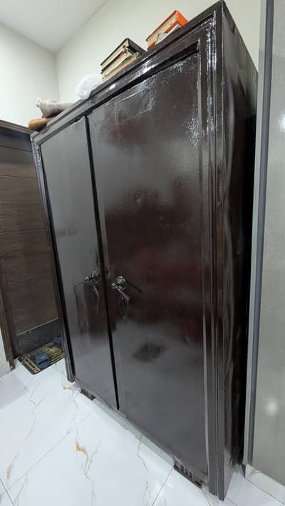 Pure Iron/steel Almari for sale