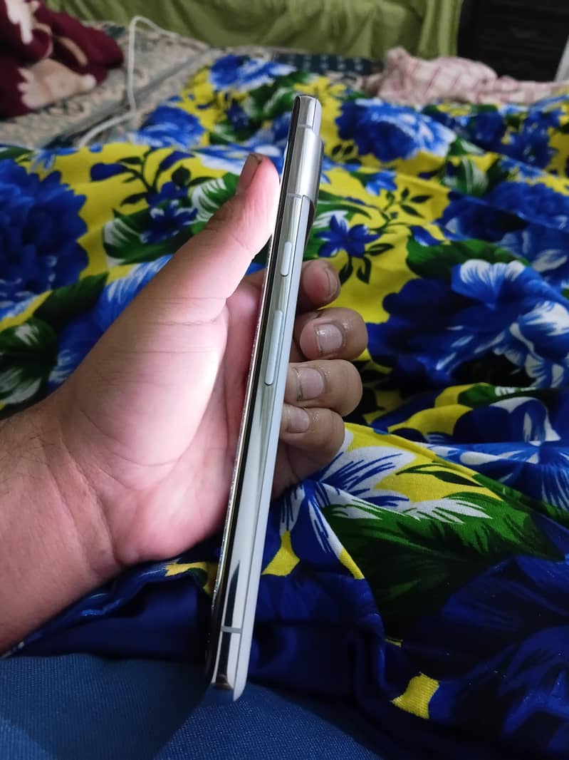 google pixel 7 pro 4