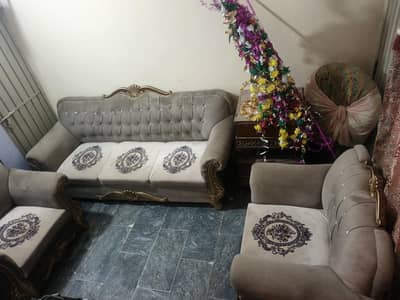 5-seater sofa set (3+1+1) available for sale