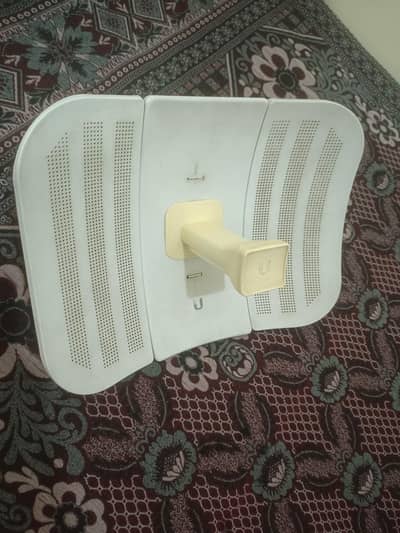 Ubiquiti LiteBeam M5 (LBE-M5-23) - Full Kit - 10/10