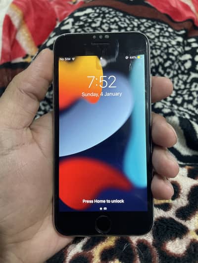 Iphone 6s 64 GB PTA bc approved 10/10