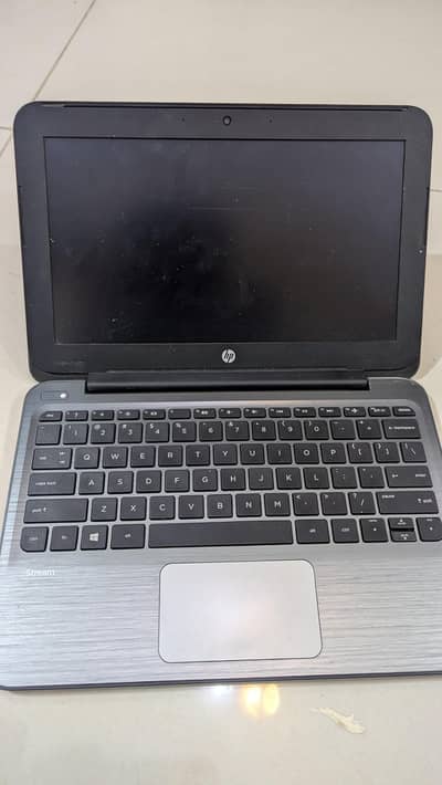 HP Streambook for Sale – Excellent Condition