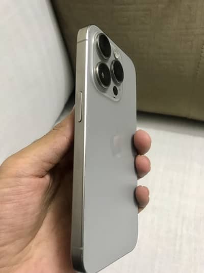 Iphone 15 Pro Non Pta 128 Gb FU 87 Battery Health