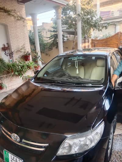 Toyota Corolla XLi 2010 – Black – Lahore Registered