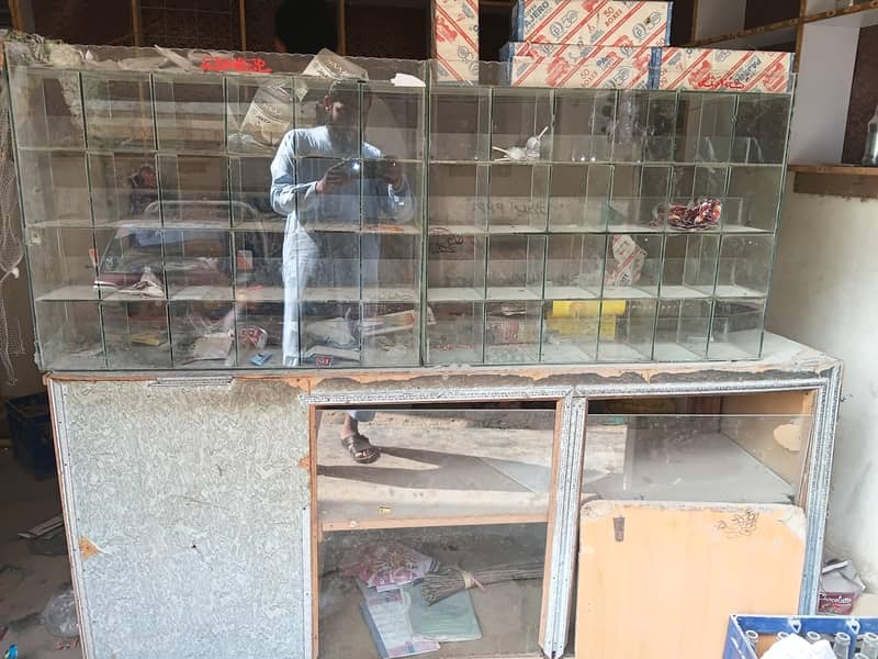 دو شیشے کے شوکیس برائے فروخت 1