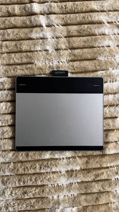 Wacom cth 480