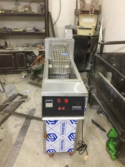 FRYER 10 LITER WITH BLOUR