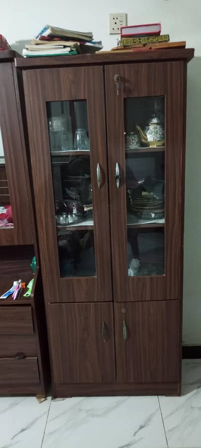 Dark Brown color Diviter for sale