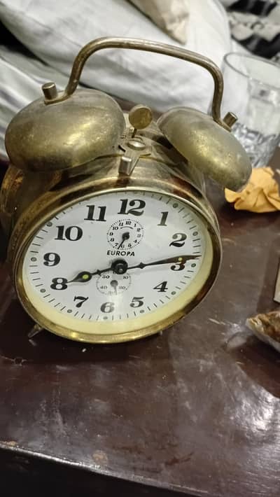 i want to sell old Alaram watch with old fashion nedels