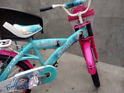 Good condition use itni nhi ki  achi condition hai