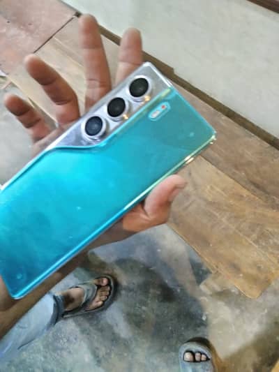 Tecno CAMON 40 Pro call or Whatsapp 03372538097