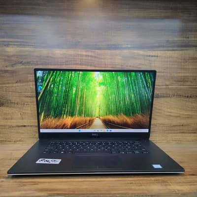 Dell Laptop Core i7 _ 16.3 Screen 32 GB Ram