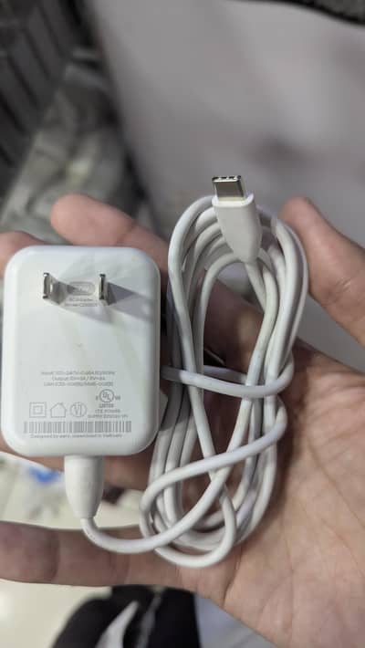 Eero 27 watts fast charger with free delivery