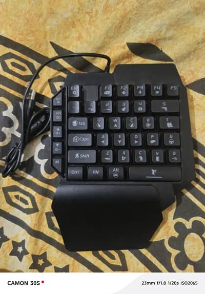 MIX PRO GAMING RGB KEYBOARD AND  MOUSE WITH MOBILE STAND