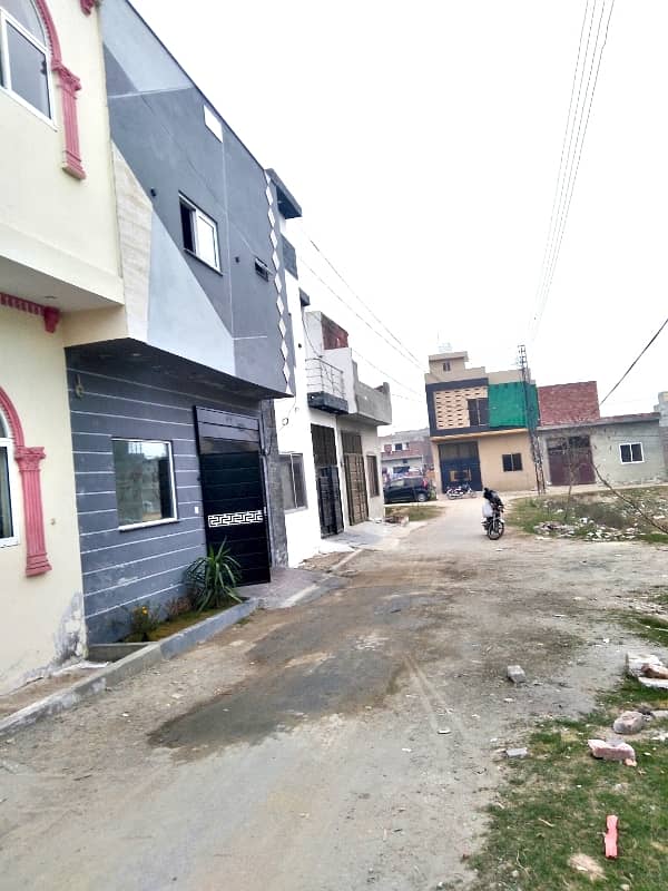 Corner plot for sale 16