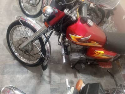 2021 model , excellent condition, biomatric available