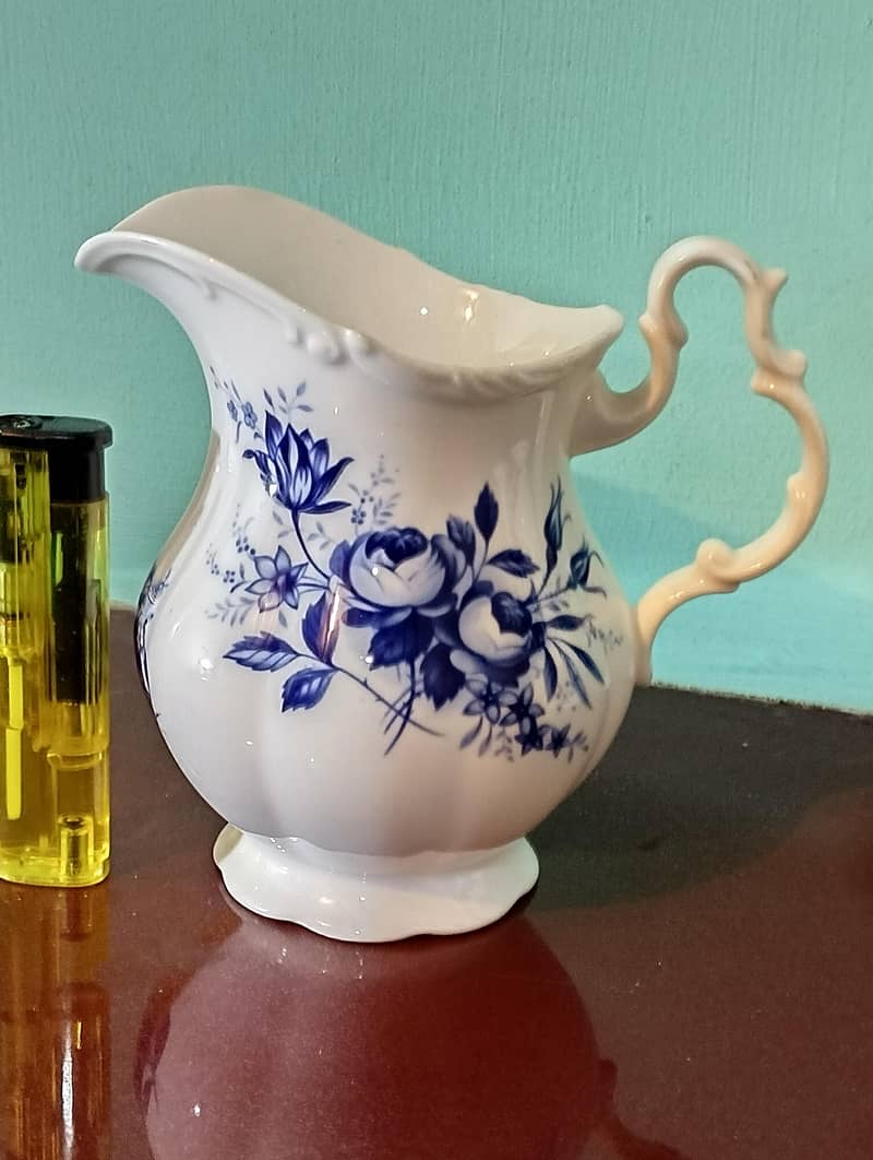 Blue & white Collection 11