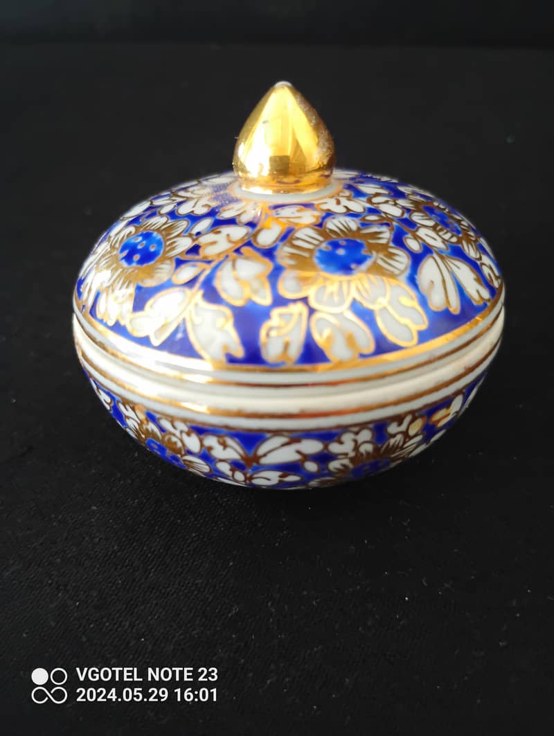 Blue & white Collection 15