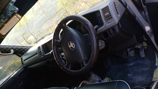 Toyota hisi baksa 200 diesel engine 4×4 model 2012/2019