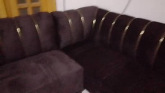 03005172323 l shap 6 seatrs dark brown with golden brass