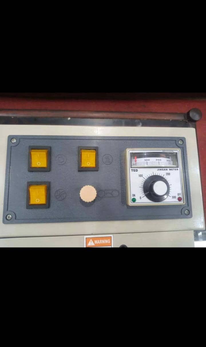 Automatic sealer machine 4