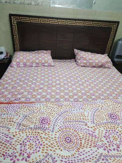 bed with side tables